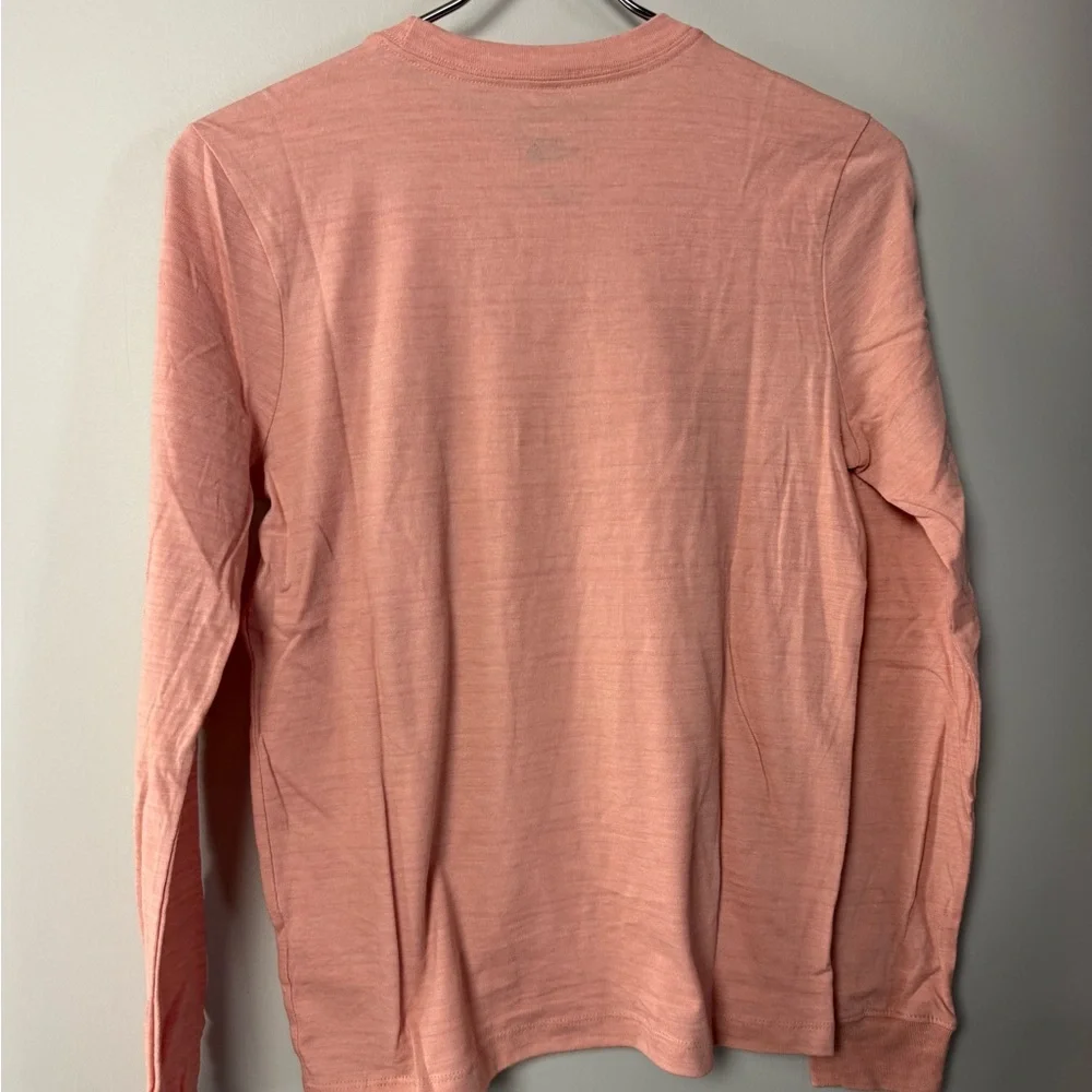 The North Face RoseTan Heather Print Logo Graphic Long Sleeve Crew Neck NWT New - Picture 5 of 5